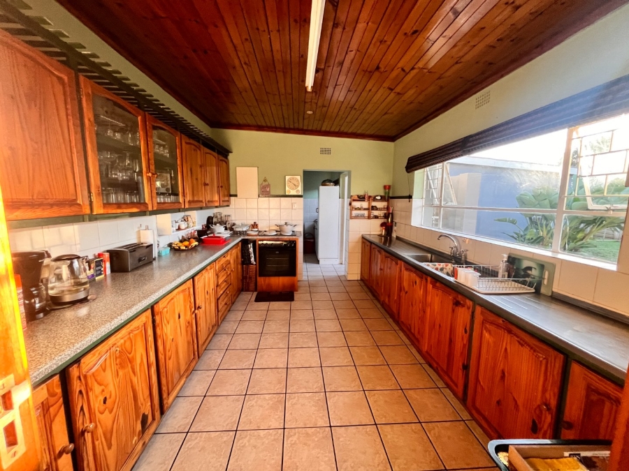 4 Bedroom Property for Sale in C Place Eastern Cape